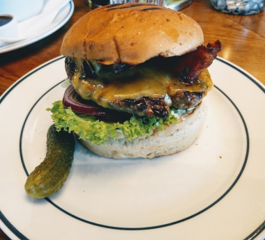 Døgnvill Burger Vulkan